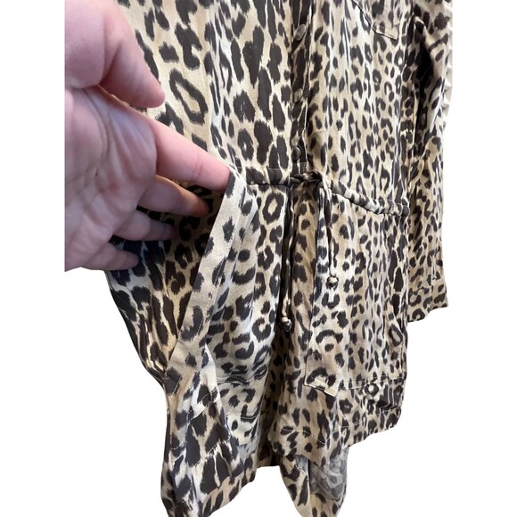 Chaser Leopard Print Short Romper Snaps Cinch Waist Long Sleeve Black Cream XS - Picture 14 of 16